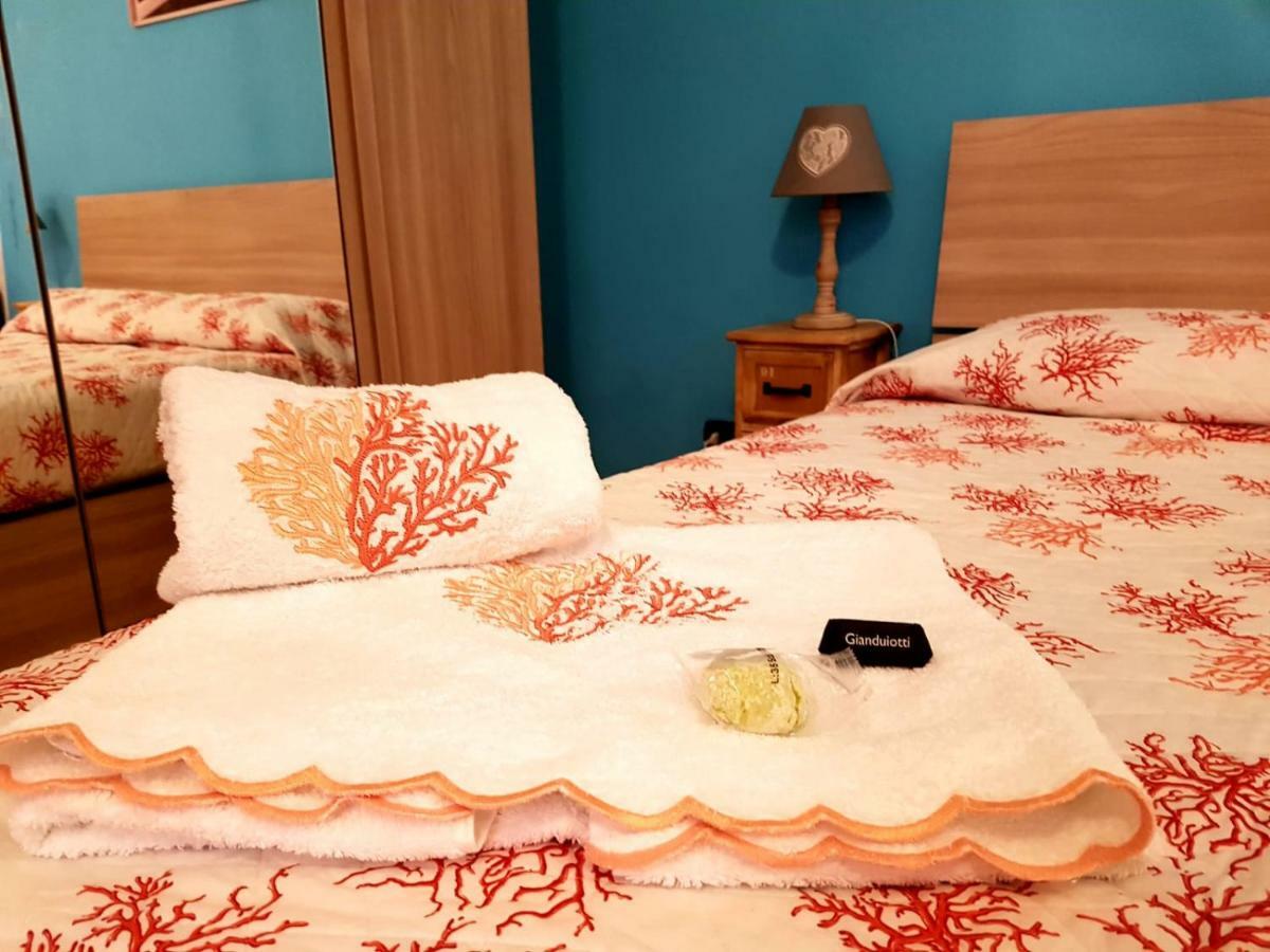 Ortigia Castel Maniace Apartment Syracuse Ngoại thất bức ảnh